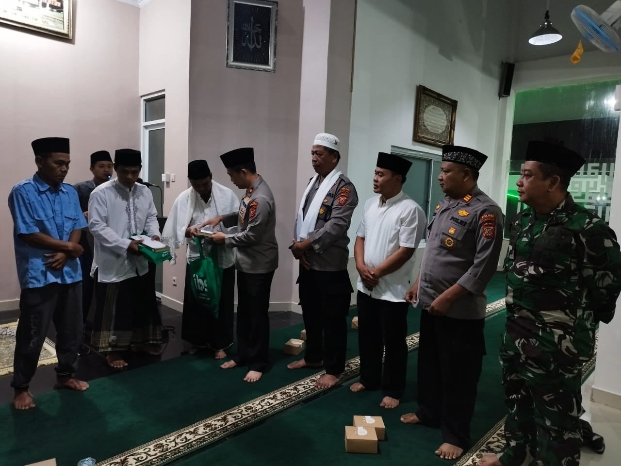 Silaturahmi Kamtibmas Waka Polres Tasikmalaya Kota, Dengan Kegiatan Subuh Berjamaah si Kecamatan Mangkubumi