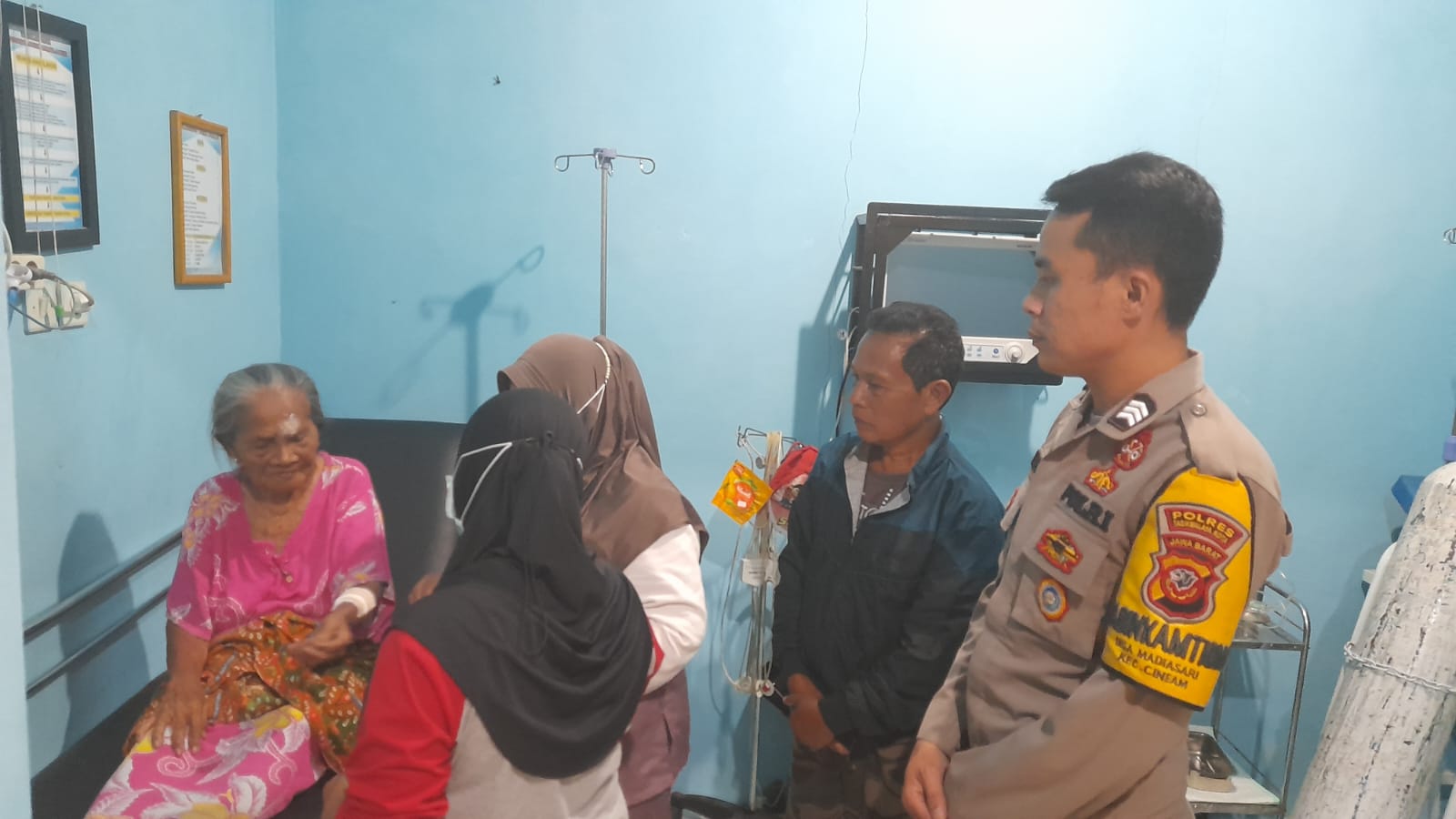 Ketahuan Akan Mencuri, Pelaku Todong Pisau Dan Aniaya Seorang Nenek Di Tasikmalaya