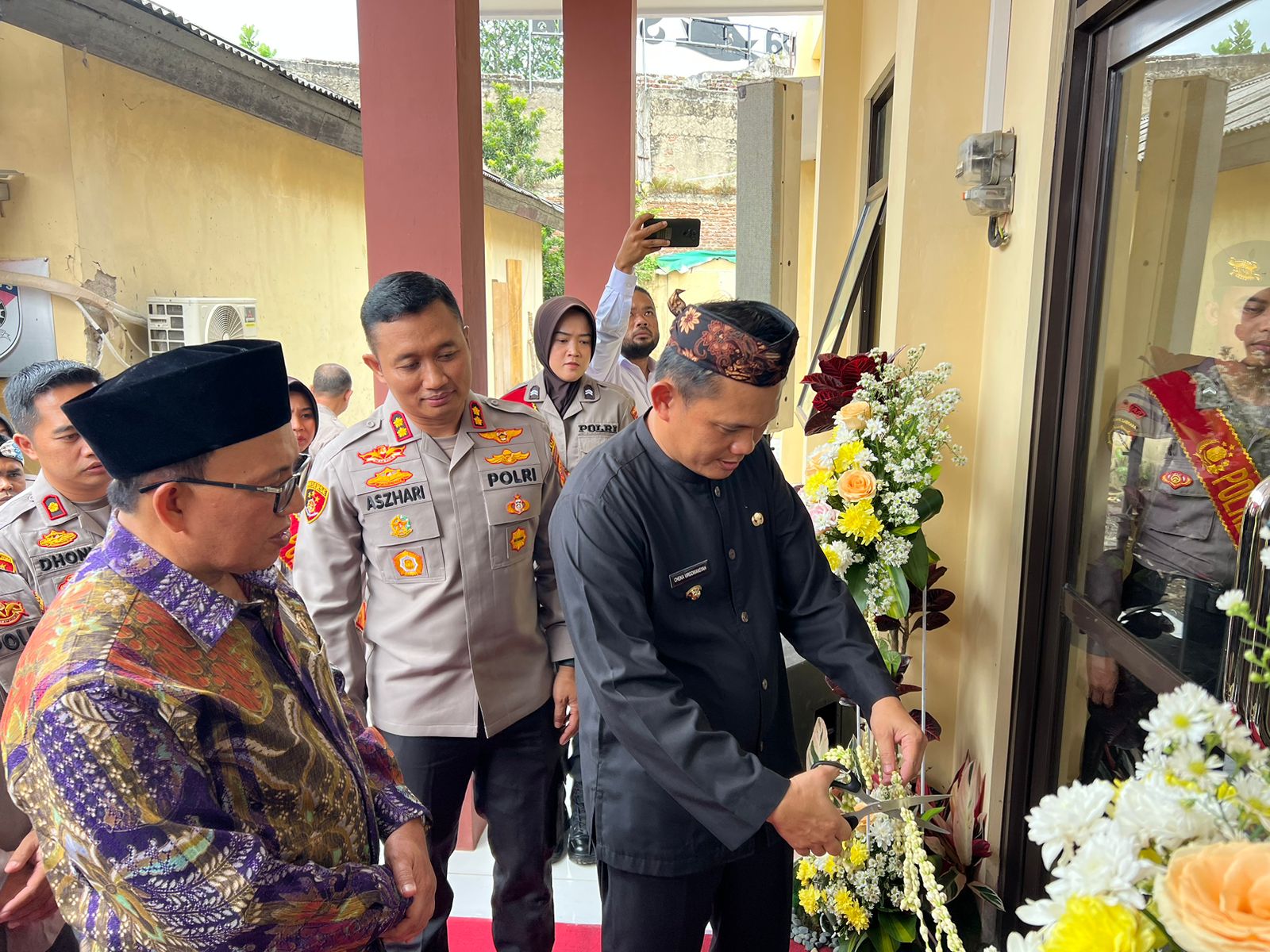 Pj Walikota Tasikmalaya Didampingi Kapolres Tasikmalaya Kota, Resmikan Penggunaan Gedung Sat Intelkam, Guna Optimalisasi Pelayanan Publik