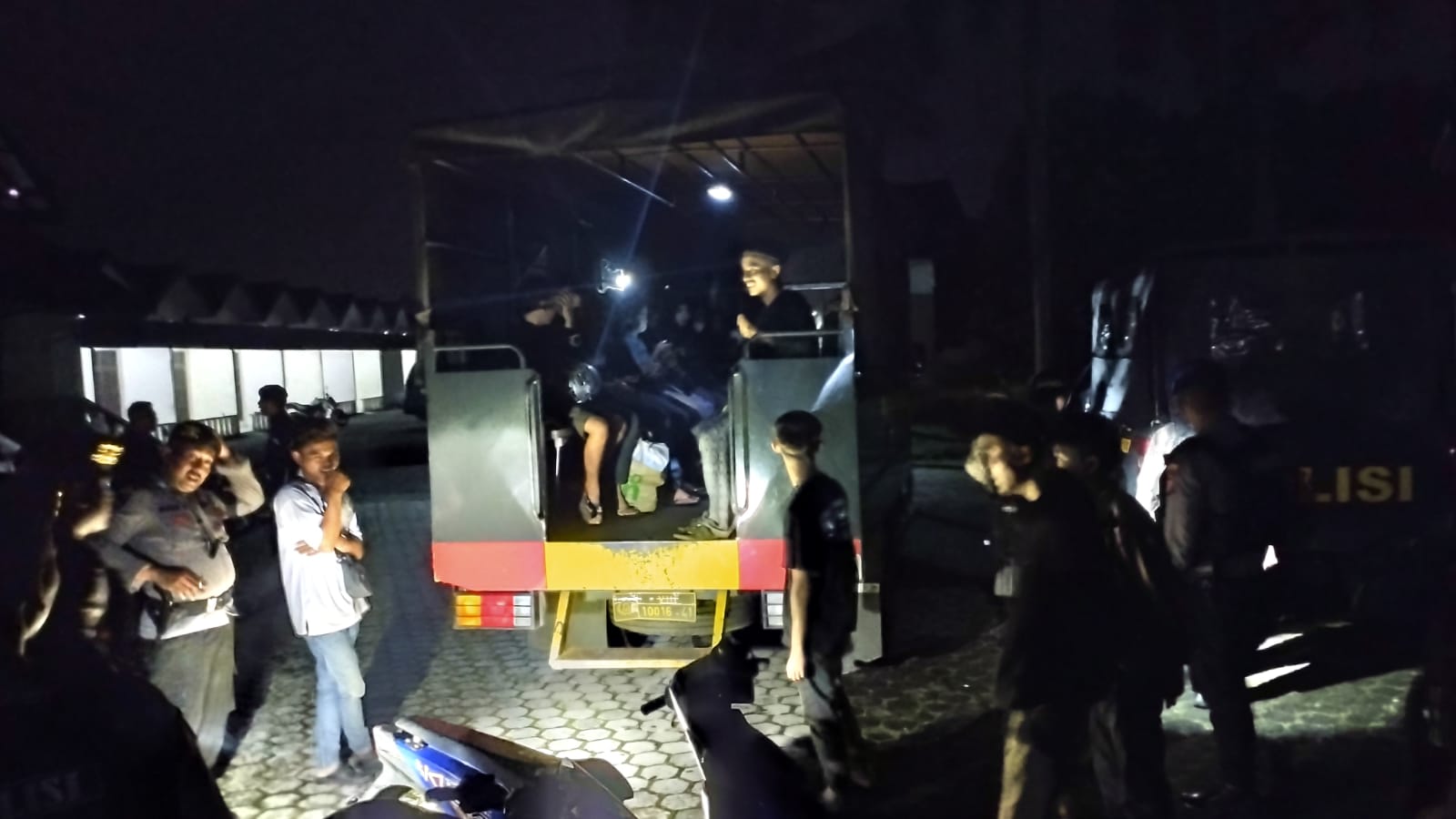 Sat Samapta Polres Tasikmalaya Kota Gelar KRYD Penyakit Masyarakat, Amankan Belasan Remaja Pesta Miras