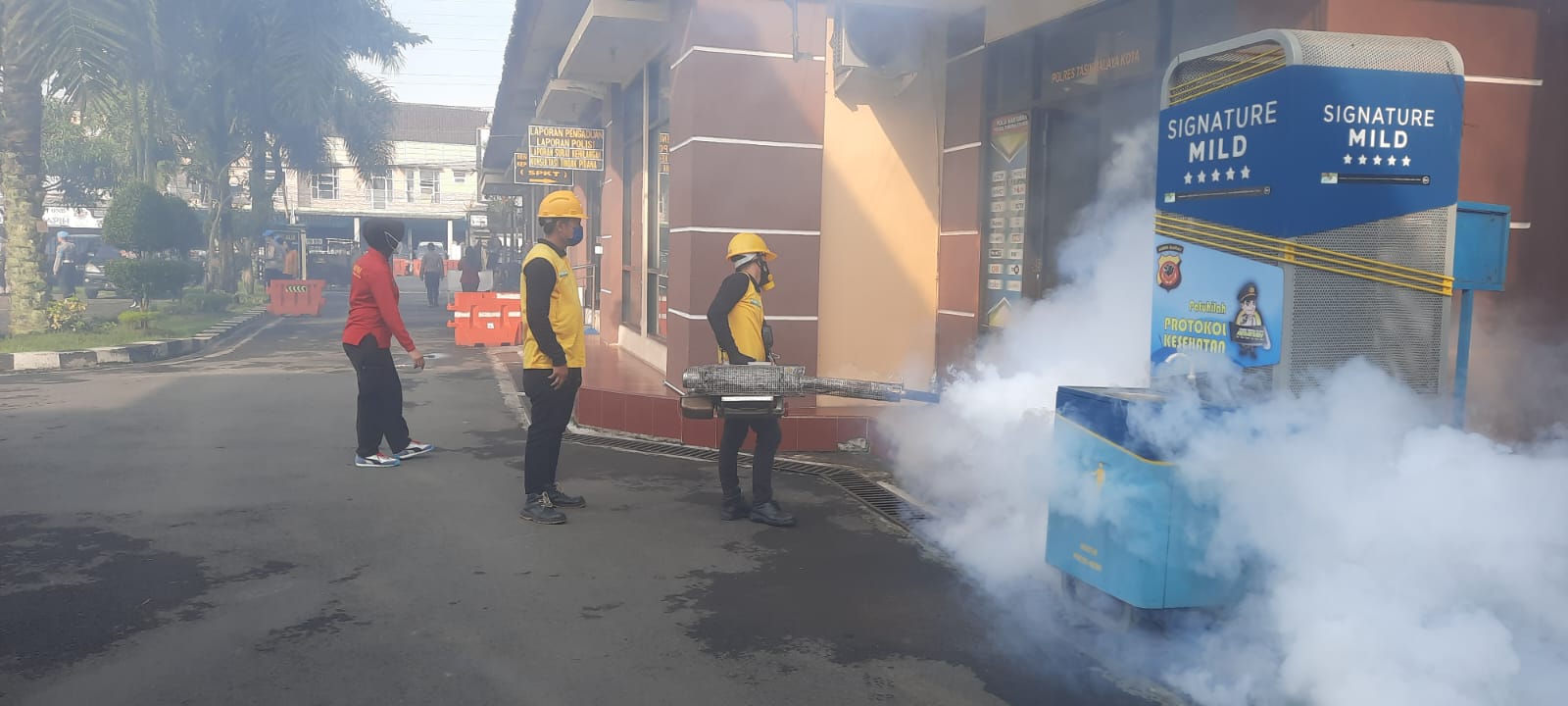 Cegah Penyakit DBD, Di Markas Polres Tasikmalaya Kota Dilakukan Fogging