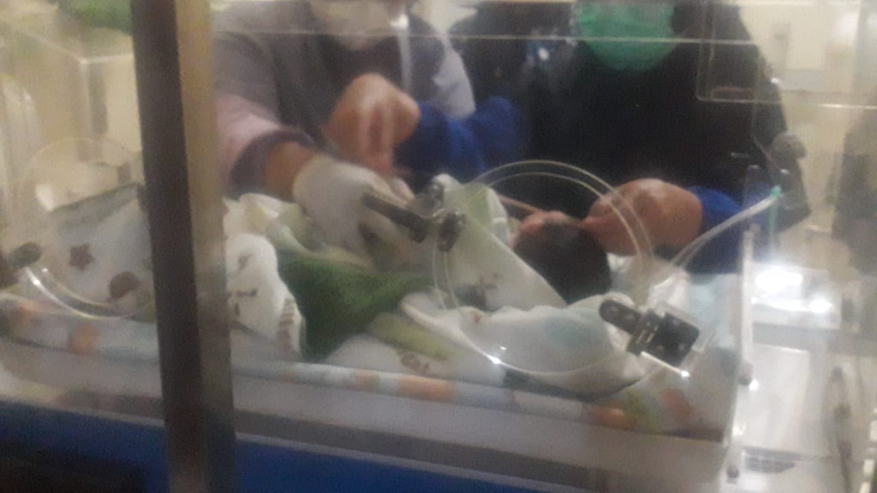 Entah Siapa Pelaku Sadis ini, Membuang Bayi Yang Masih Hidup Dibungkus Kantong Kresek