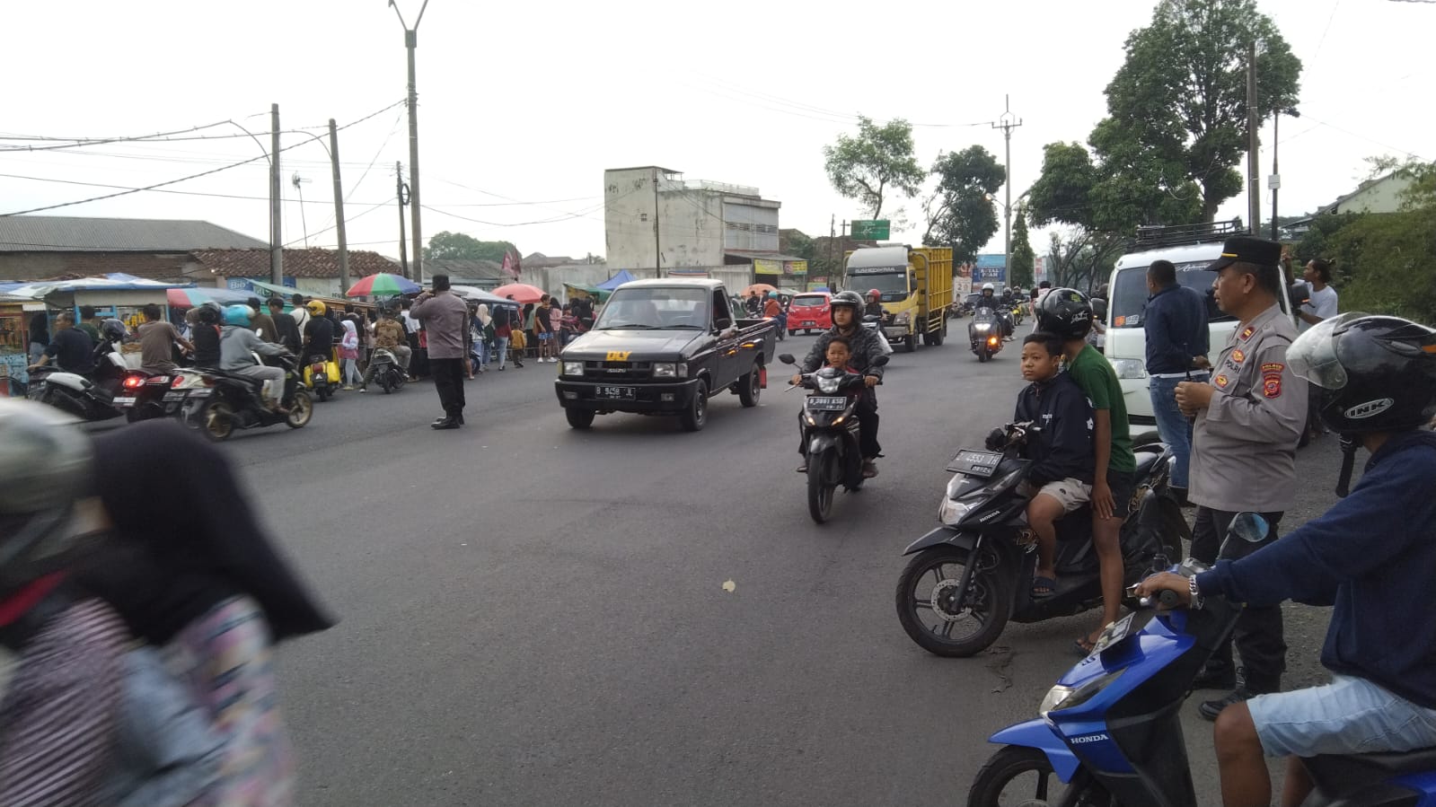 Kabid Humas Polda Jabar : Cegah Balap Liar Selama Ramadhan,  Polisi Intensifkan Patroli Ngabuburit