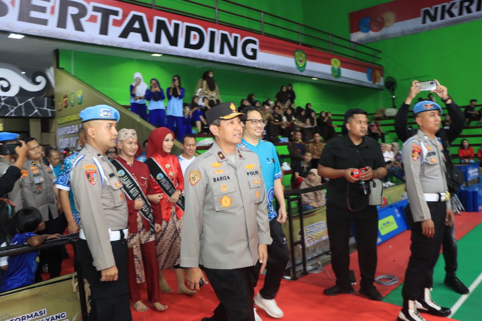 Dalam Rangka HUT Bhayangkara ke 77, Wakapolda Jabar  Buka Kejuaraan Badminton Kapolda Jabar Cup IV Tahun 2023,