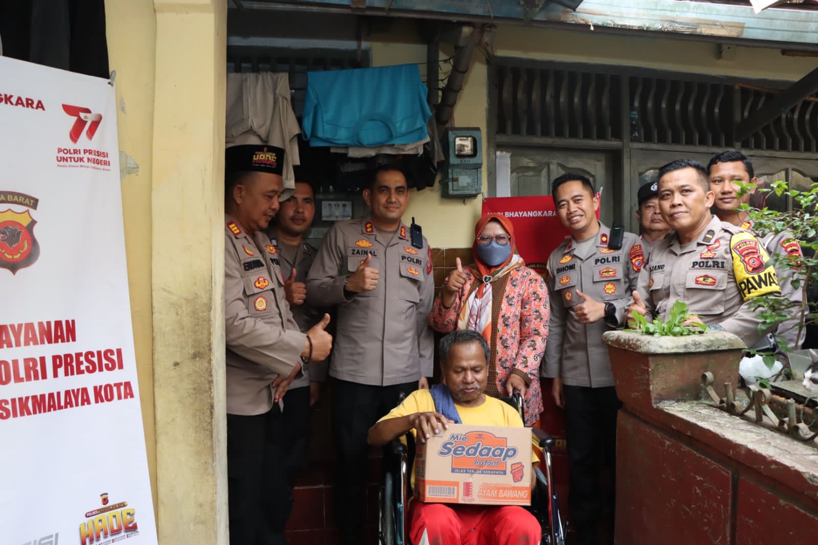 Bakti Polri Presisi, Polresta Tasikmalaya Sumbangkan Kursi Roda dan Sembako