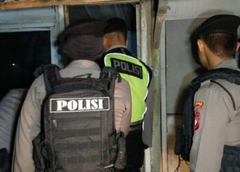 Dtemukan Dalam Kandang Kuda, Ratusan Liter Tuak Diamankan Polres Tasikmalaya Kota
