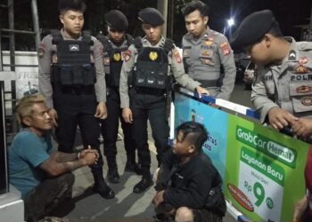 Dua Pengamen Jalanan Diamankan Patroli Polres Tasikmalaya Kota,Karena Berkelahi Dan  Mabuk Miras