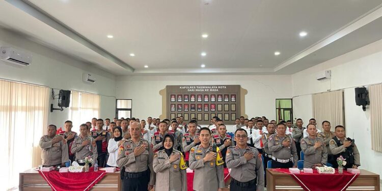 Waka Polres Buka Latihan Kerja  Siswa Diktuk Bintara Polri Gel. II T.A 2023 SPN Polda Jabar Di Polres Tasikmalaya Kota