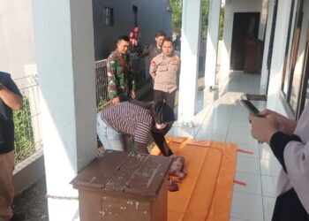 Sesosok Mayat Bayi Perempuan Ditemukan Di WC Tertutup Kesed, Polisi Lakukan Penyelidikan