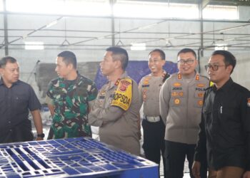 Kapolda Jabar Kunjungi Gudang Logistik KPU Kota Tasikmalaya,Pastikan Distribusi Logistik Pemilu 2024 Berjalan Lancar