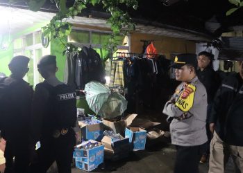 Jelang Ramadhan, Tingkatkan Operasi Pekat, Polresta Tasikmalaya, Amankan Puluhan Botol Miras dan Tertibkan Tempat Hiburan Malam.