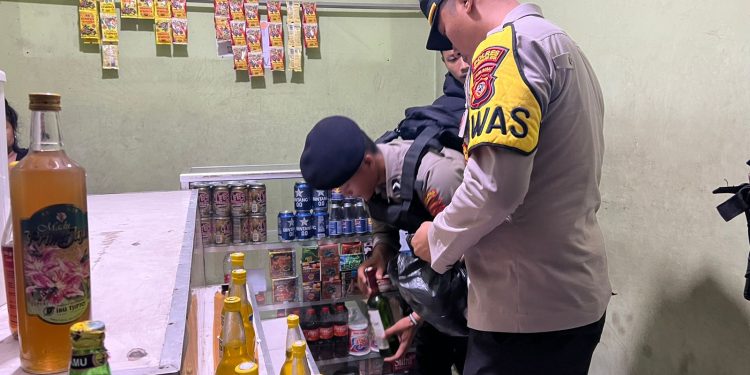 Jelang Ramadhan, Polres Tasikmalaya Kota Gelar Operasi Gabungan Betantas Penyakit Masyarakat