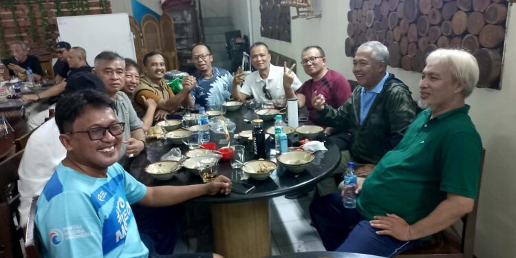 Calon Wali Kota , Viman Alfarizi Ramadhan, Bersilaturohmi Dengan Beberapa Pimpinan Partai Politik Di Tasikmalaya