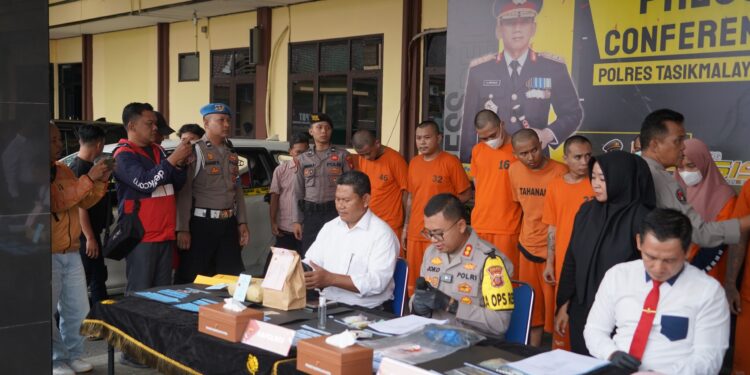 Ungkapan Kasus Penyalahgunaan Narkotika Dan Obat Terlarang,Polisi Ciduk 11 Orang Tersangka