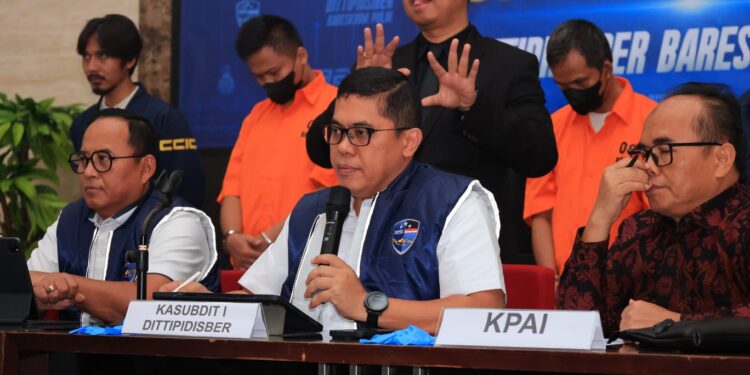 Tersangka Pengelola Situs Penyebar Video Porno AnakTelah Diamankan Polri