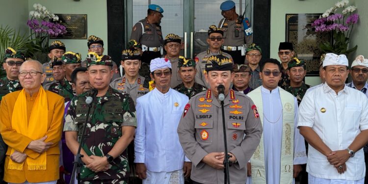 Kapolri dan Panglima TNI Ikuti Doa Bersama Lintas Agama, Demi Kesuksesan PILKADA