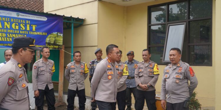 Pasca Pilkada Serentak , Kapolres Tasikmalaya Kota Kunjungi PPK, Cek Langsung Logistik Pilkada