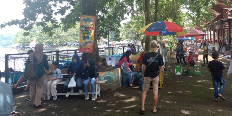 Situ Gede Jadi Destinasi Favorit Warga Tasikmalaya Selama Libur Imlek dan Isra Mi’raj