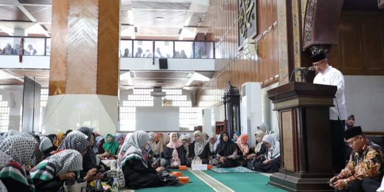 Peringatan Isra Mi’raj Tingkat Kota Tasikmalaya Dihadiri Pejabat dan Tokoh Masyarakat