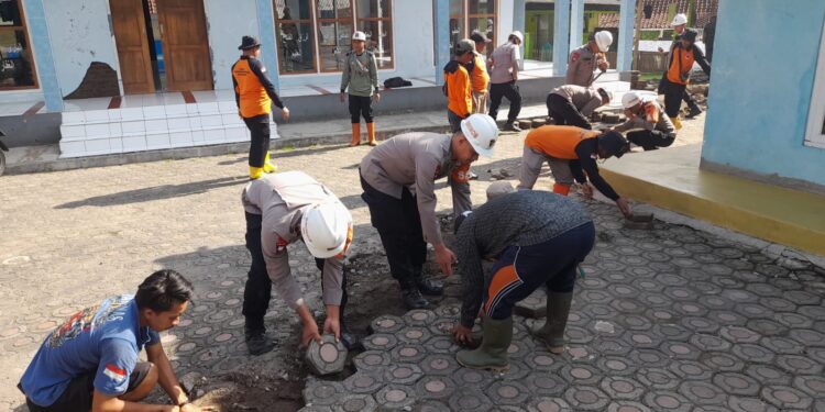 Pergerakan Tanah di Tasikmalaya Kian Mengkhawatirkan, Warga Mengungsi Bertambah