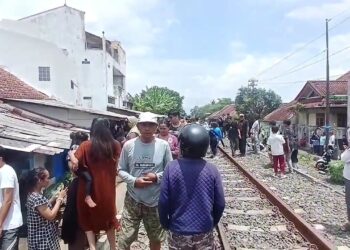 Pria Tewas Tertabrak Kereta Api di Cinehel Tasikmalaya, Diduga Sengaja Mengakhiri Hidup