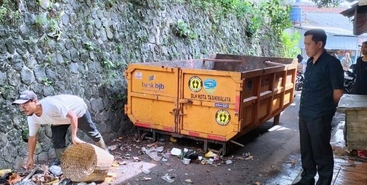 Anggaran Mobil Dinas Wali Kota Tasikmalaya Dialihkan untuk Pengadaan Armada Sampah, Benarkah?