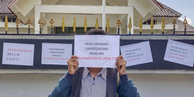 Tragis, Pencemaran Sungai Terjadi Lagi, Diduga Karena Gagalnya Pengawasan Pembangunan IPAL TPA Ciangir