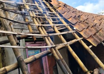 Rumahnya Hampir Roboh,Lansia 78 Tahun Mendapat Bantuan Komplit Setelah Hal Ini..