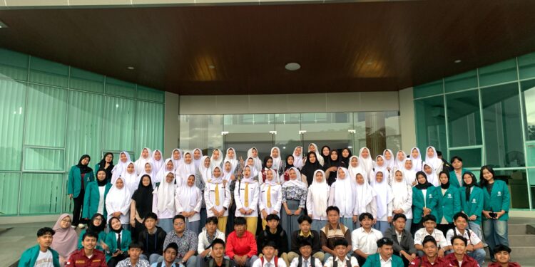 Meningkatkan Kesiapan Dalam Menghadapi Ujian  Sebelum Masuk  Perguruan Tinggi