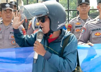 Aliansi Rakyat Geruduk Kantor Disdik Kabupaten Tasikmalaya