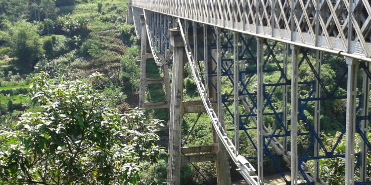 Cerita Seorang Lansia Bunuh Diri di Jembatan Cirahong Penghubung Tasik-Ciamis Ternyata..